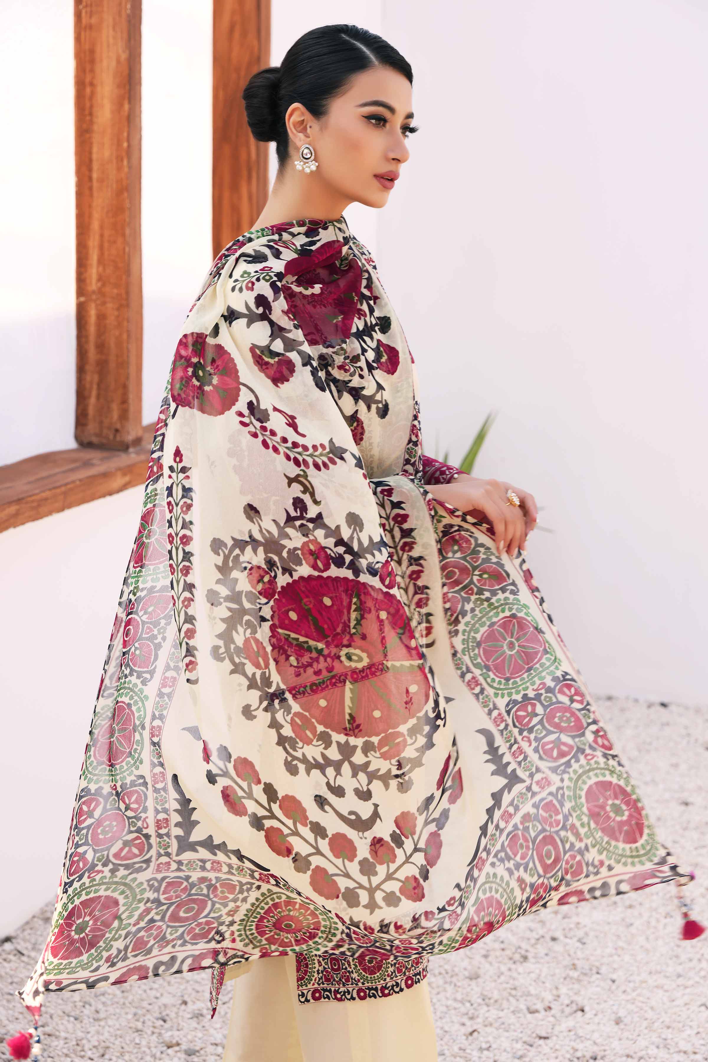 3 Piece - Printed Embroidered Suit - 42301149