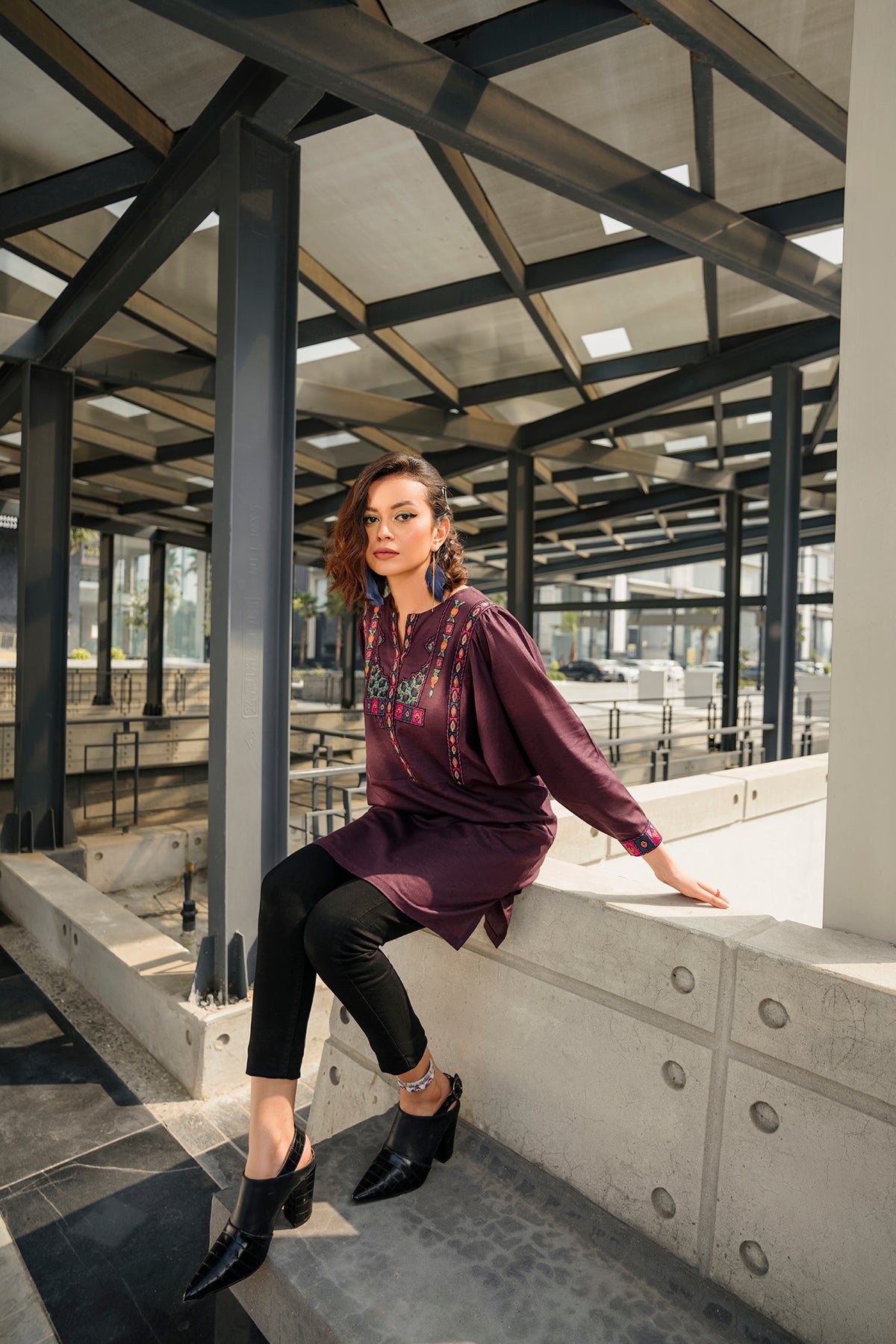 AW22-30-Embroidered Kimono Tunic
