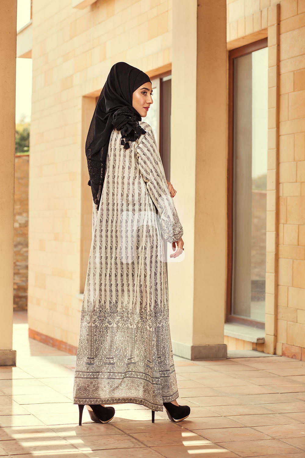 DE19-22 Beige Digital Printed Stitched Pima Cotton Jalabiya - 1PC - Nishat Linen UAE