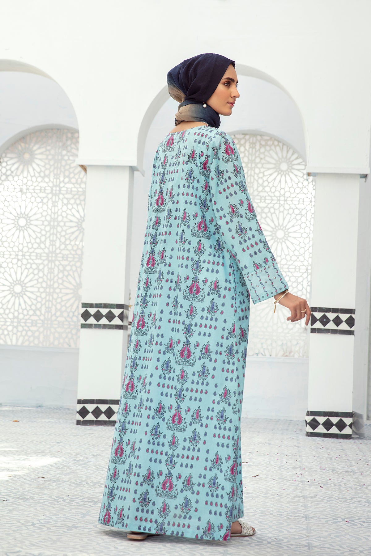 DE21-11-Mix & Match Pearl Detailing Stitched Fustaan-1PC