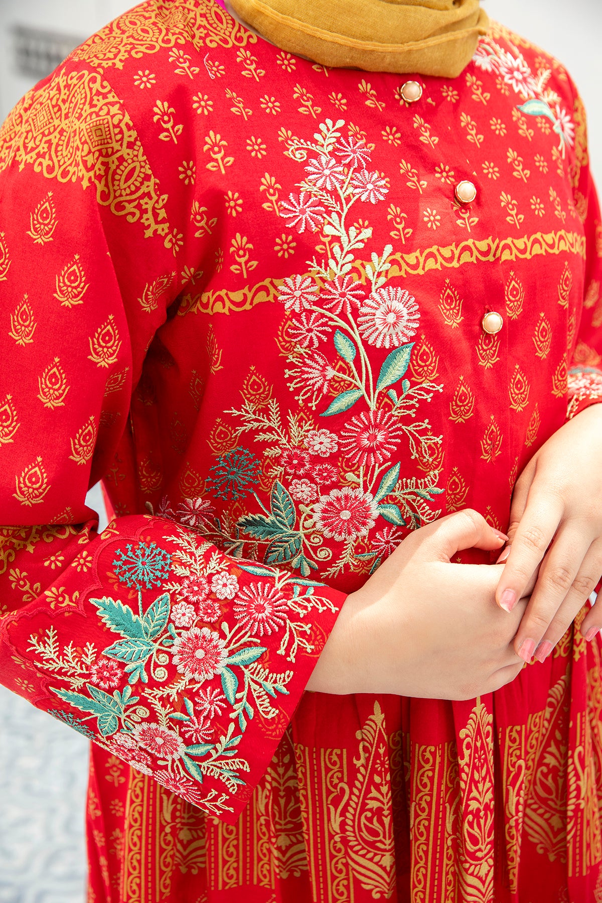 DE21-12-Embroidered Yoke with Button Detailing Kid Fustaan-1PC