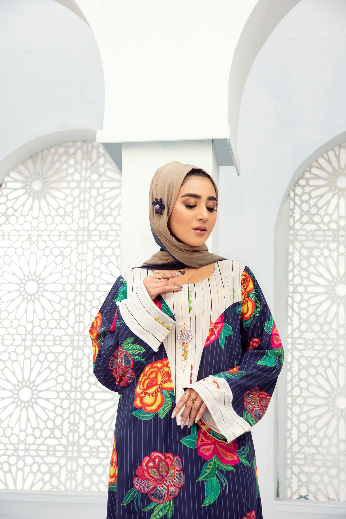 DE21-43-Mix And Match Embellished Detailing Stitched Fustaan-1PC