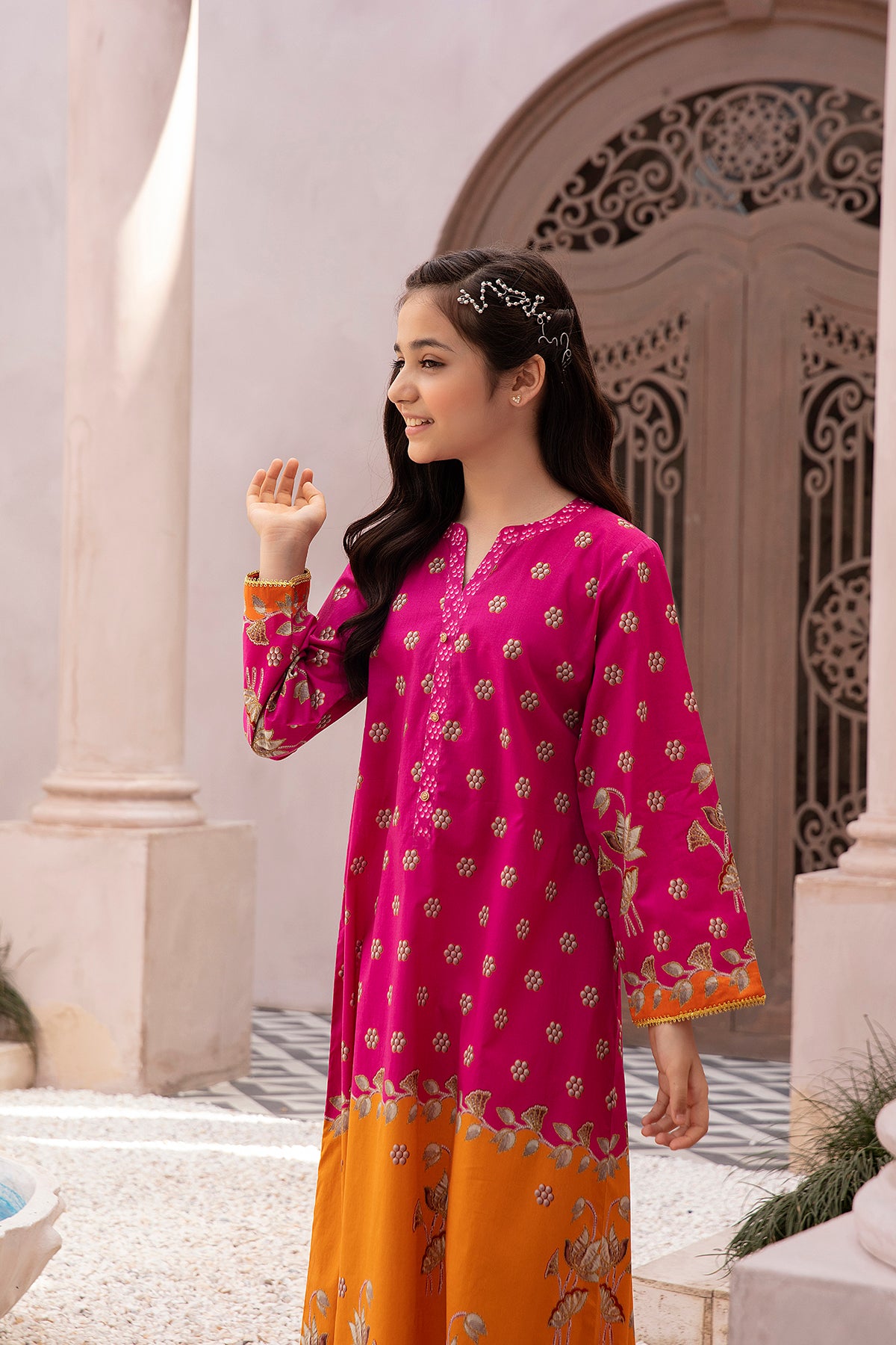 DE22-08-Printed Fustaan With Laced Sleeves 1PC