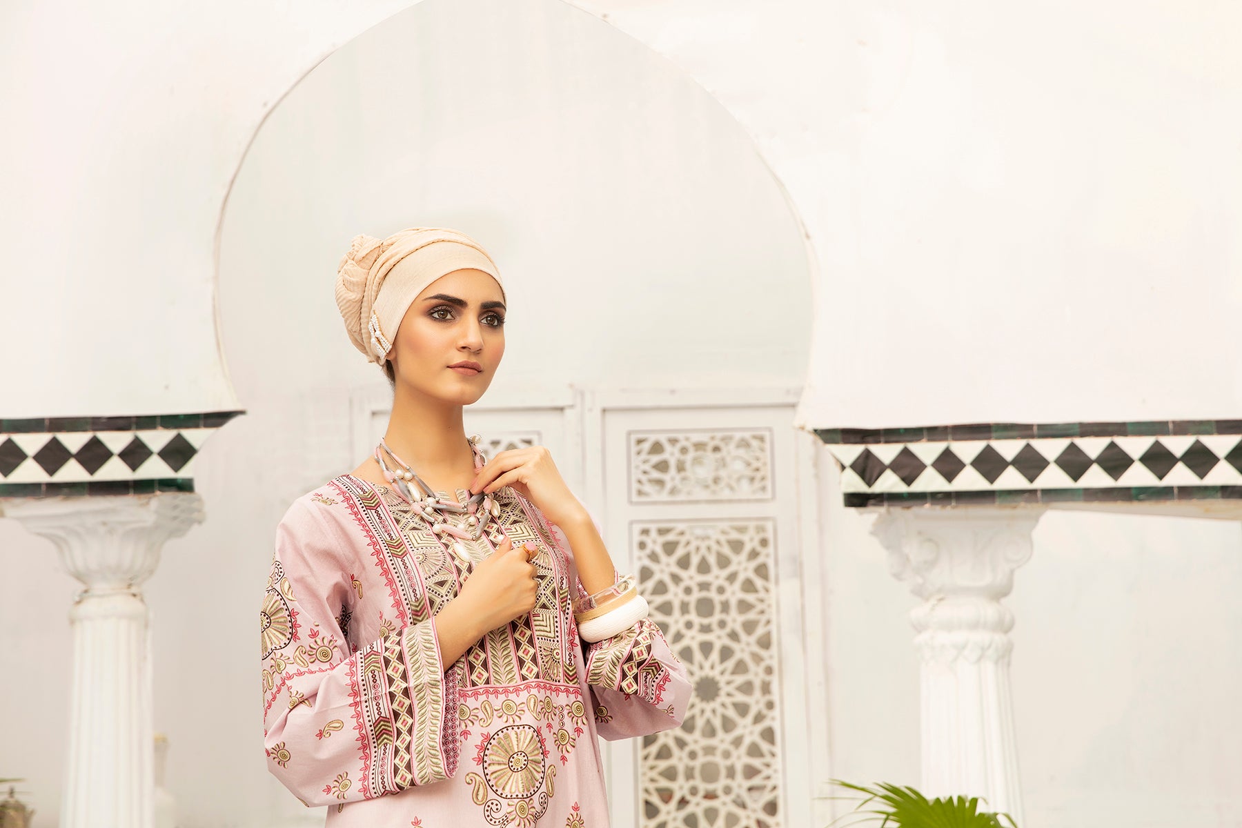 DS20-64 Printed Stitched Fustaan  1PC