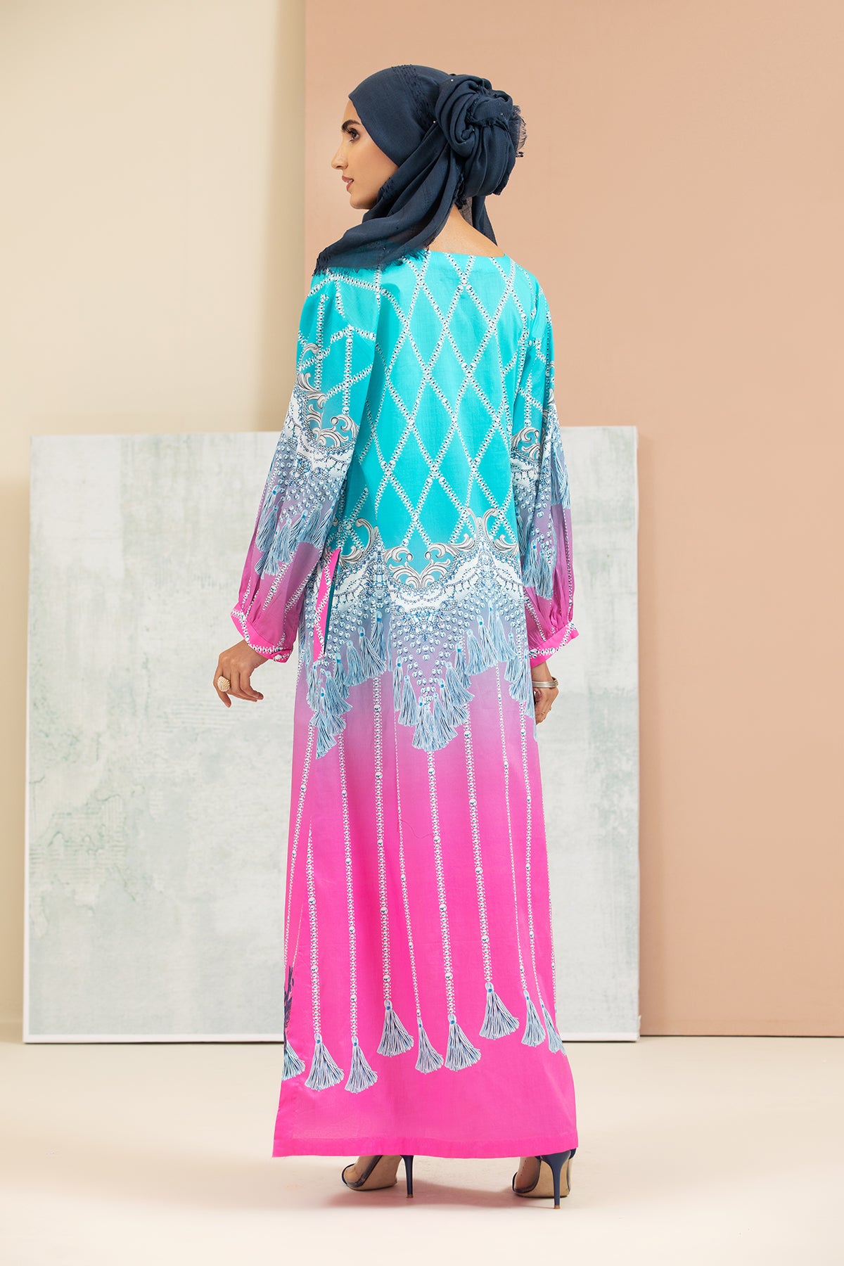 DS21-100 Embroidered Printed Lawn Fustaan