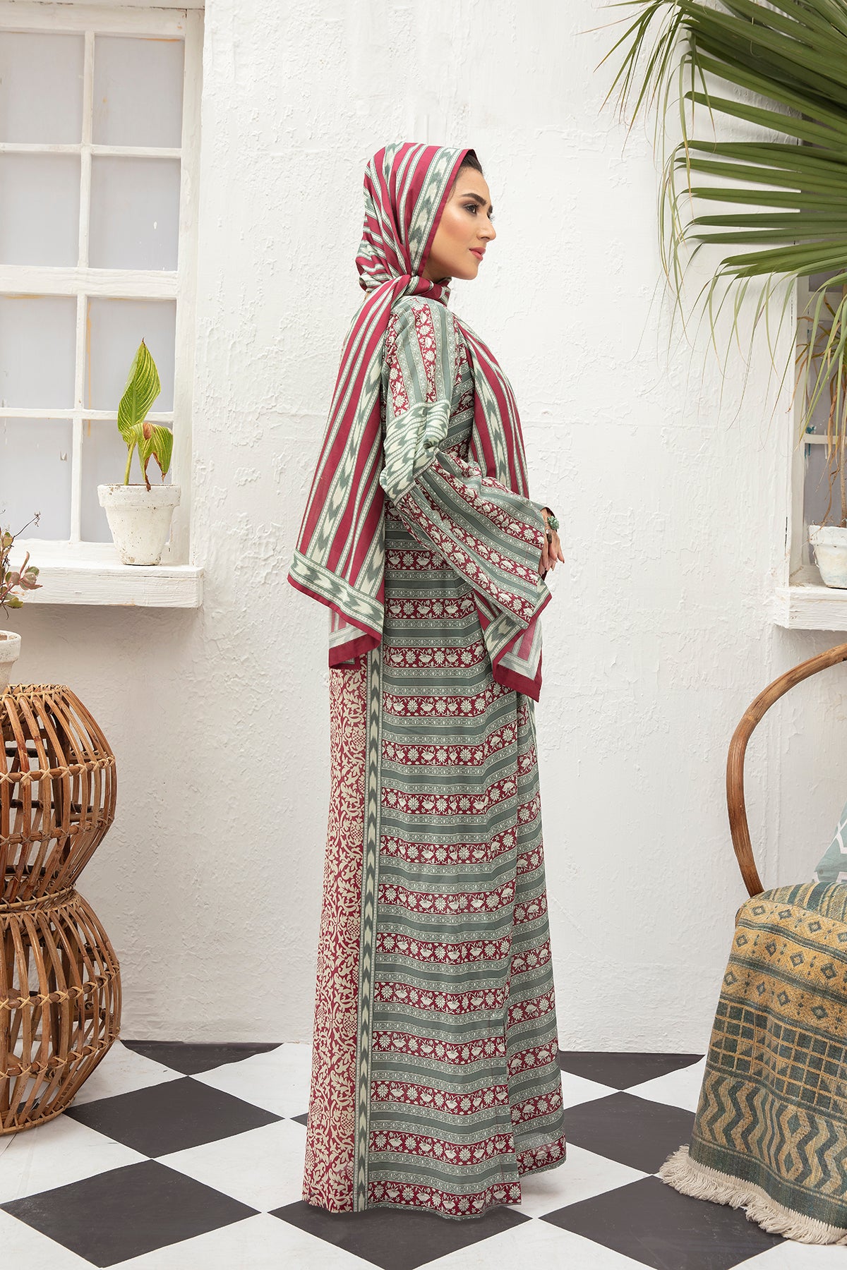 DS21-102 -Digital Lawn Stitched Fustaan  2PC