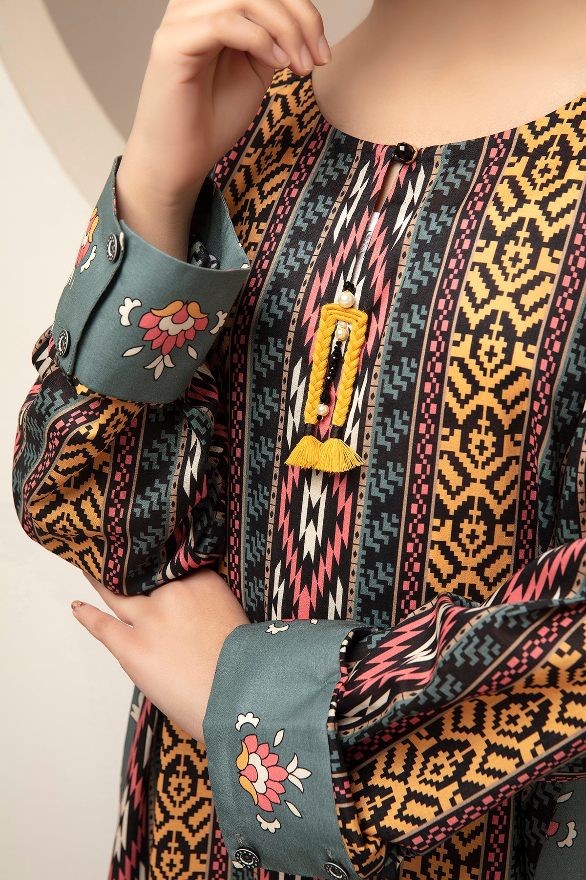 DS21-13-Digital Cambric Stitched Fustaan-1PC