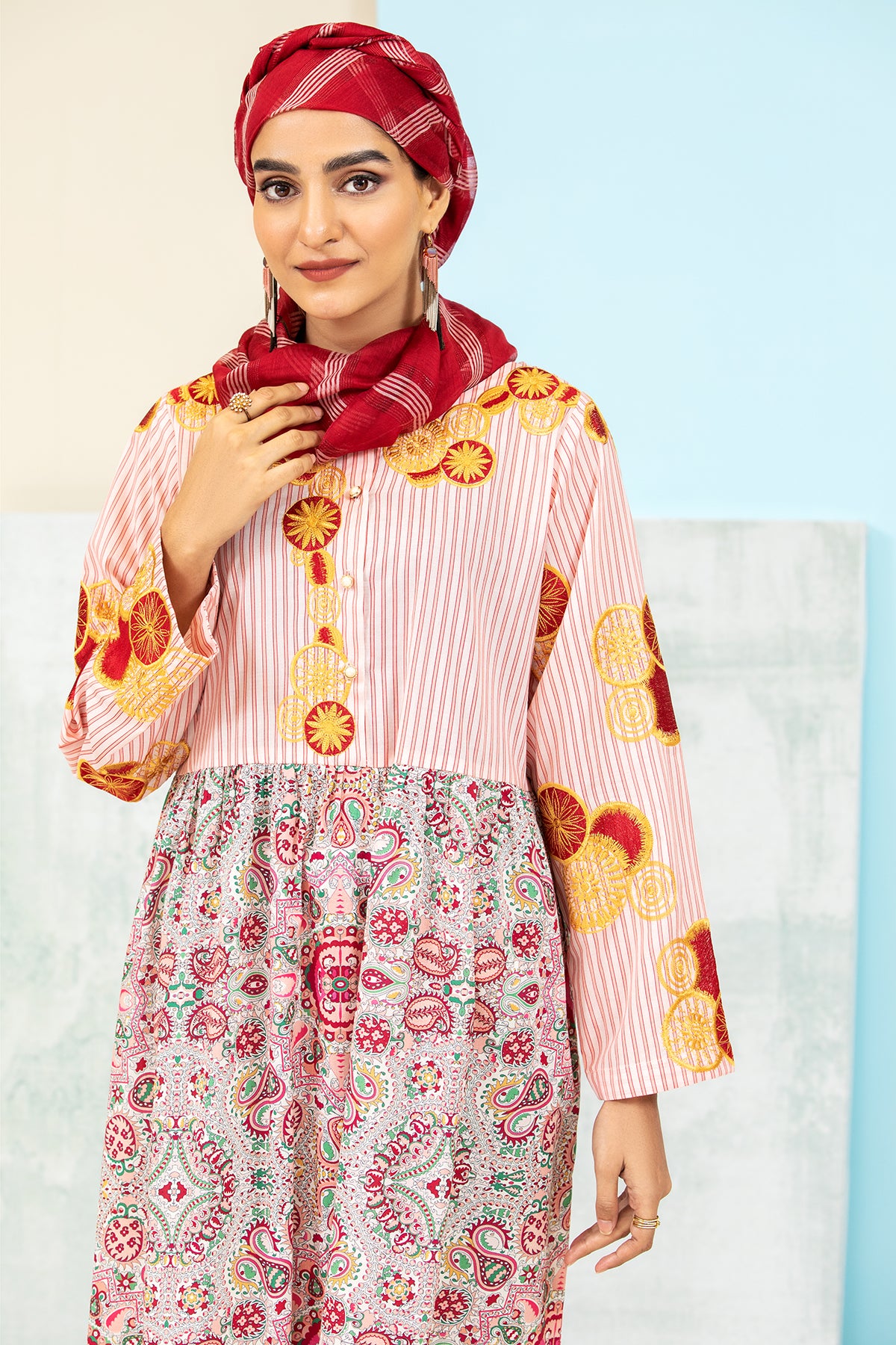 DS21-149- Embroidered Printed Lawn Fustaan