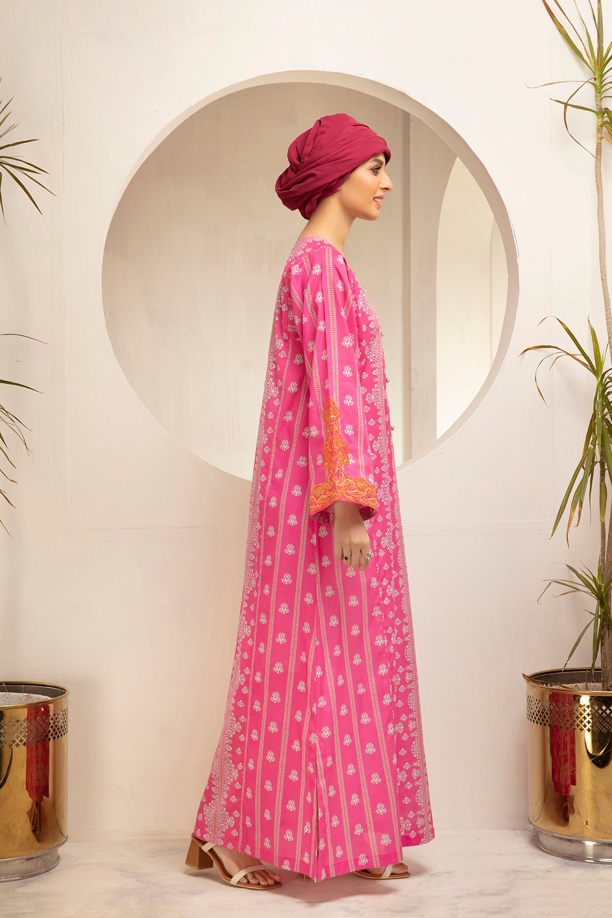 DS21-15-Embroidered Digital Cambric Stitched Fustaan With Mask - 1PC