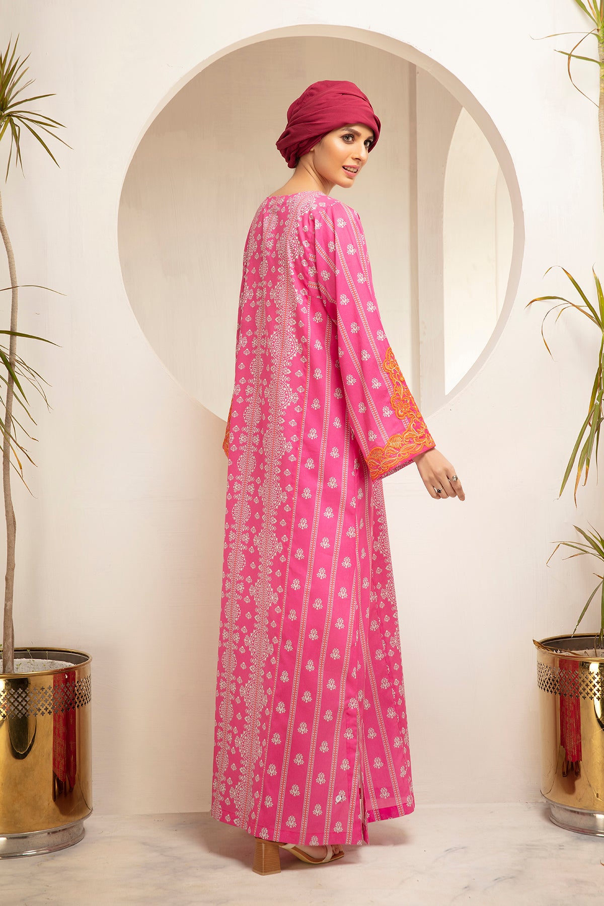 DS21-15-Embroidered Digital Cambric Stitched Fustaan With Mask - 1PC