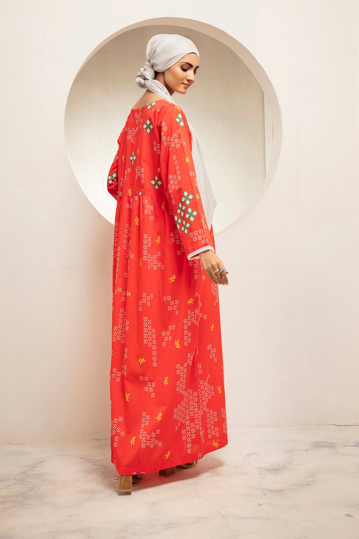 DS21-27-Digital Cambric Stitched Fustaan-1PC