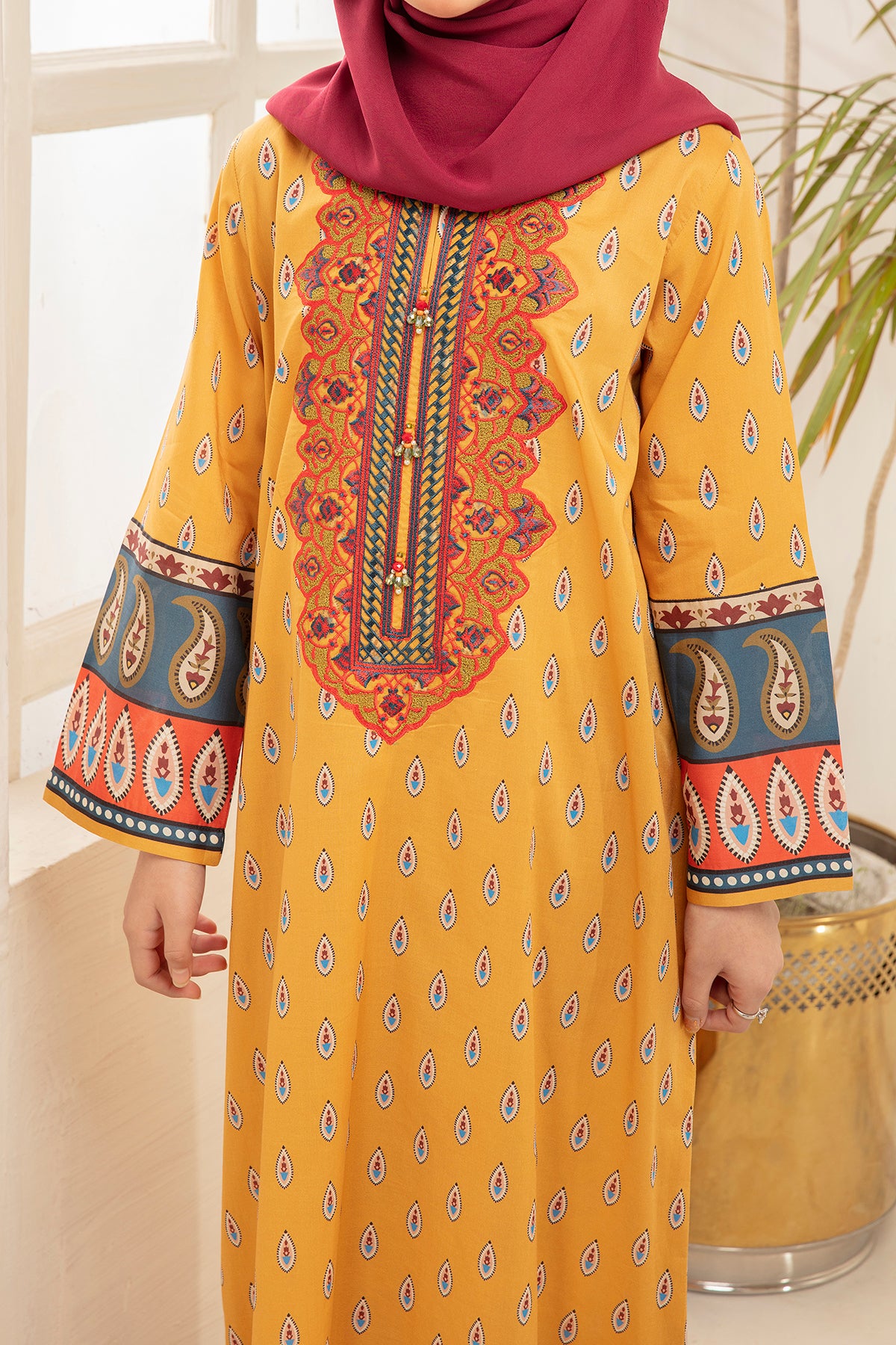 DS21-39-Digital Cambric Embroidered Stitched Fustaan With Mask-1PC