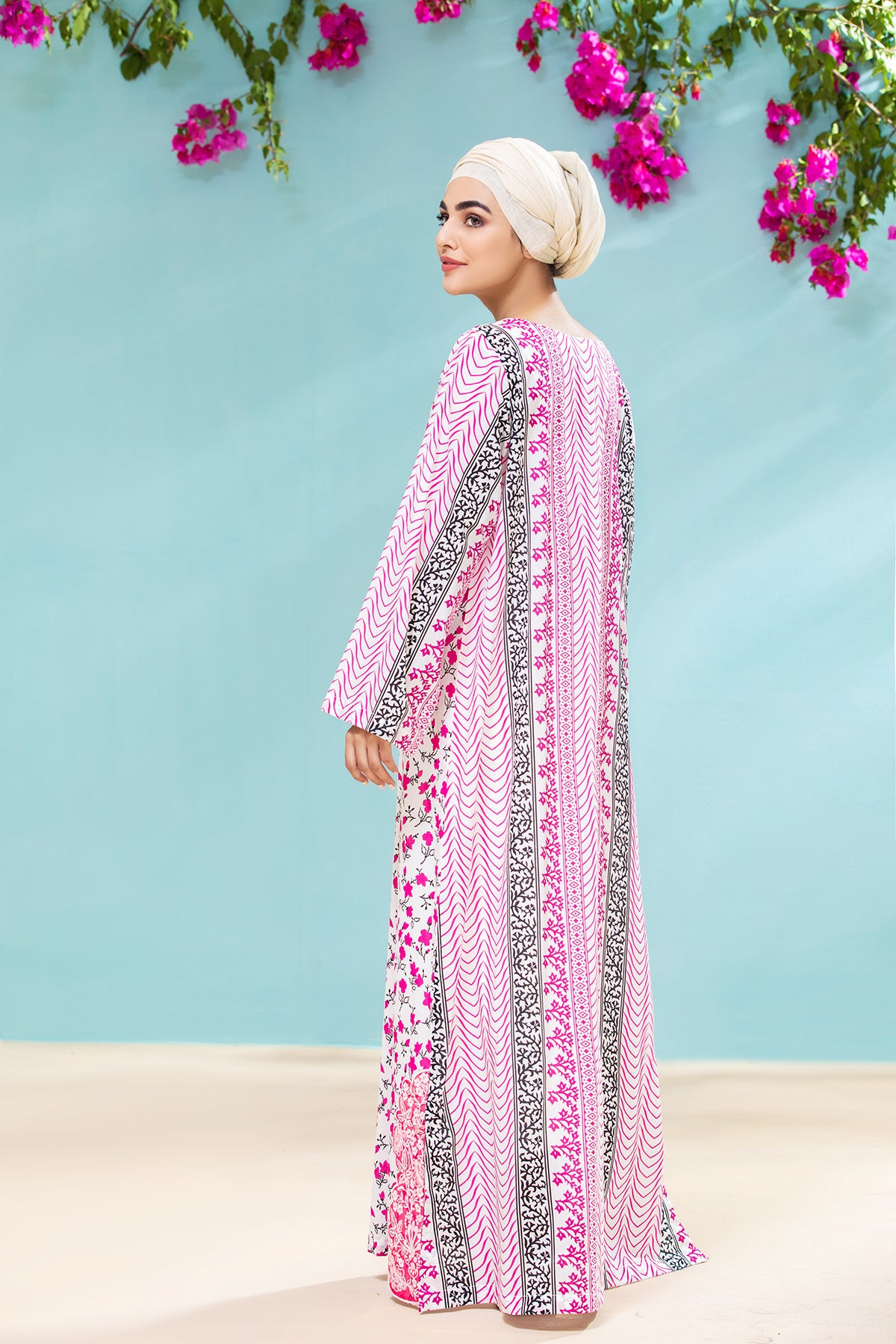 DS21-65-Embroidered Mix & Match Printed Lawn Fustaan
