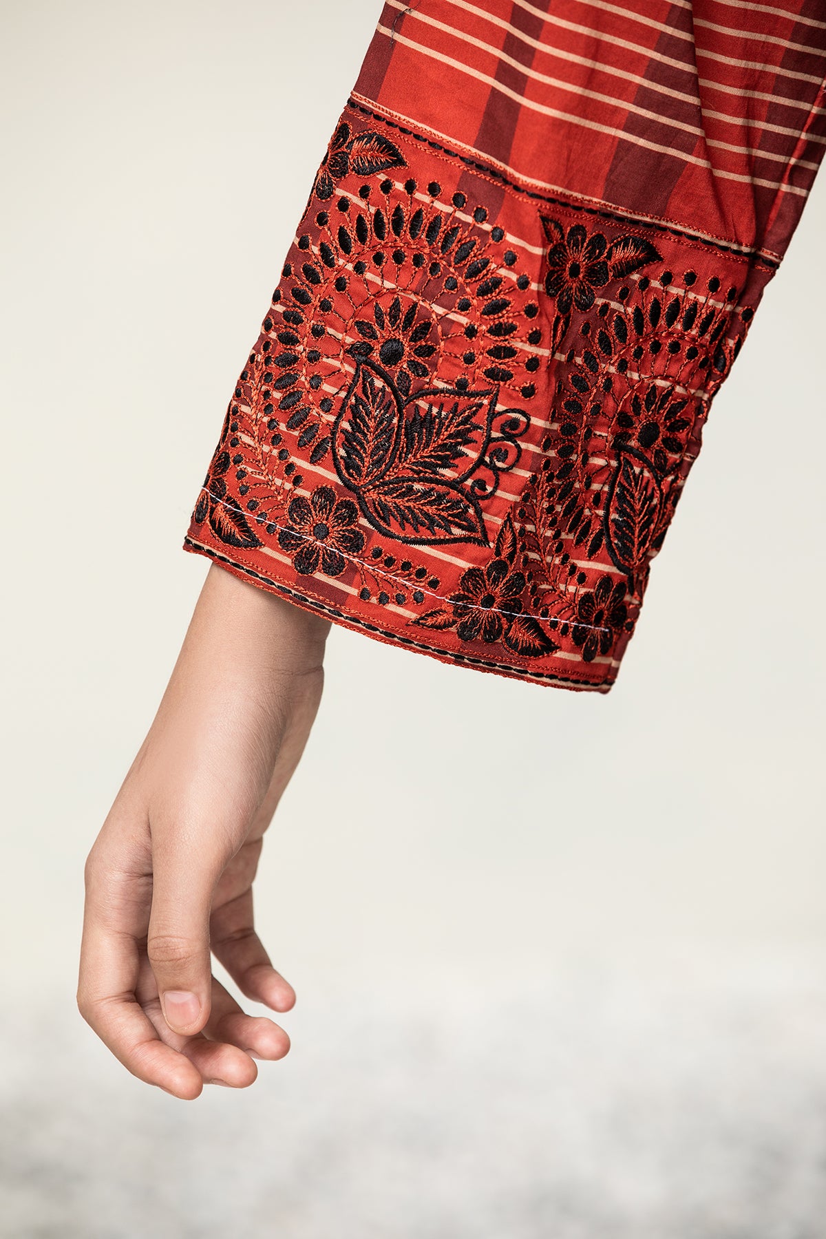 DS21-74-Kids Embroidered Back Forward Printed Lawn Fustaan