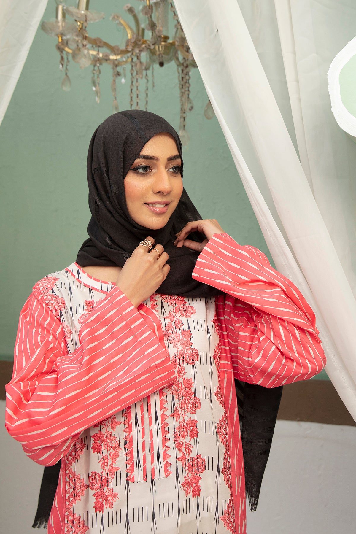 DS22-32-Printed Embroidered Mix & Match Fustaan 1PC