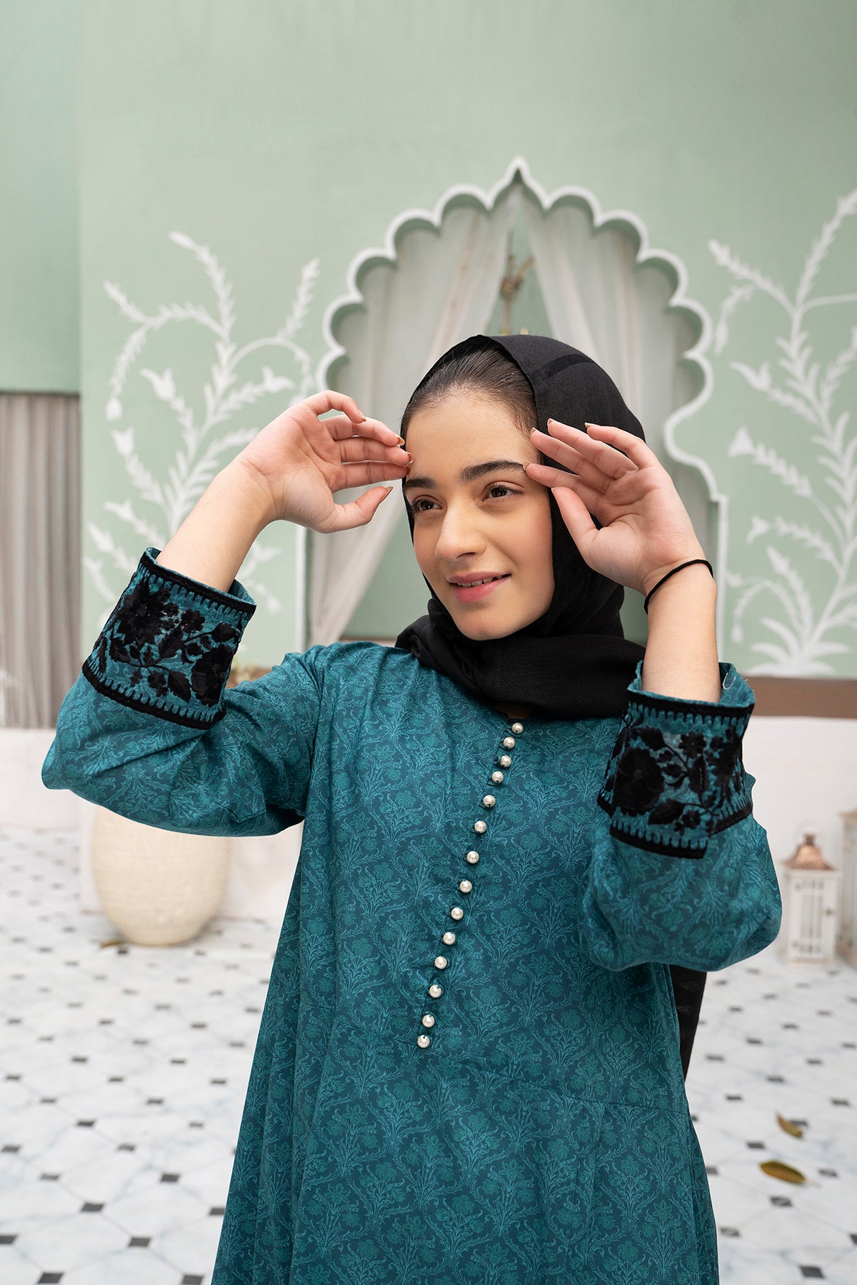 DS22-34-Printed Embroidered Pearl Detail Fustaan 1PC