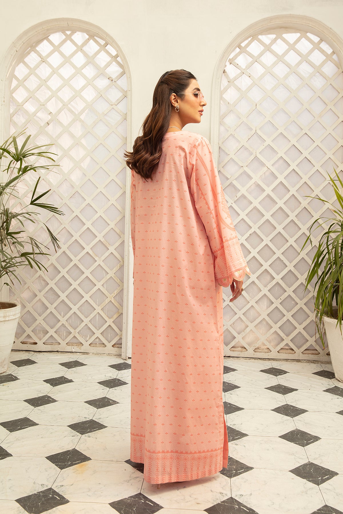 DS22-71-Printed Embroidered Scallop Details Fustaan 1PC