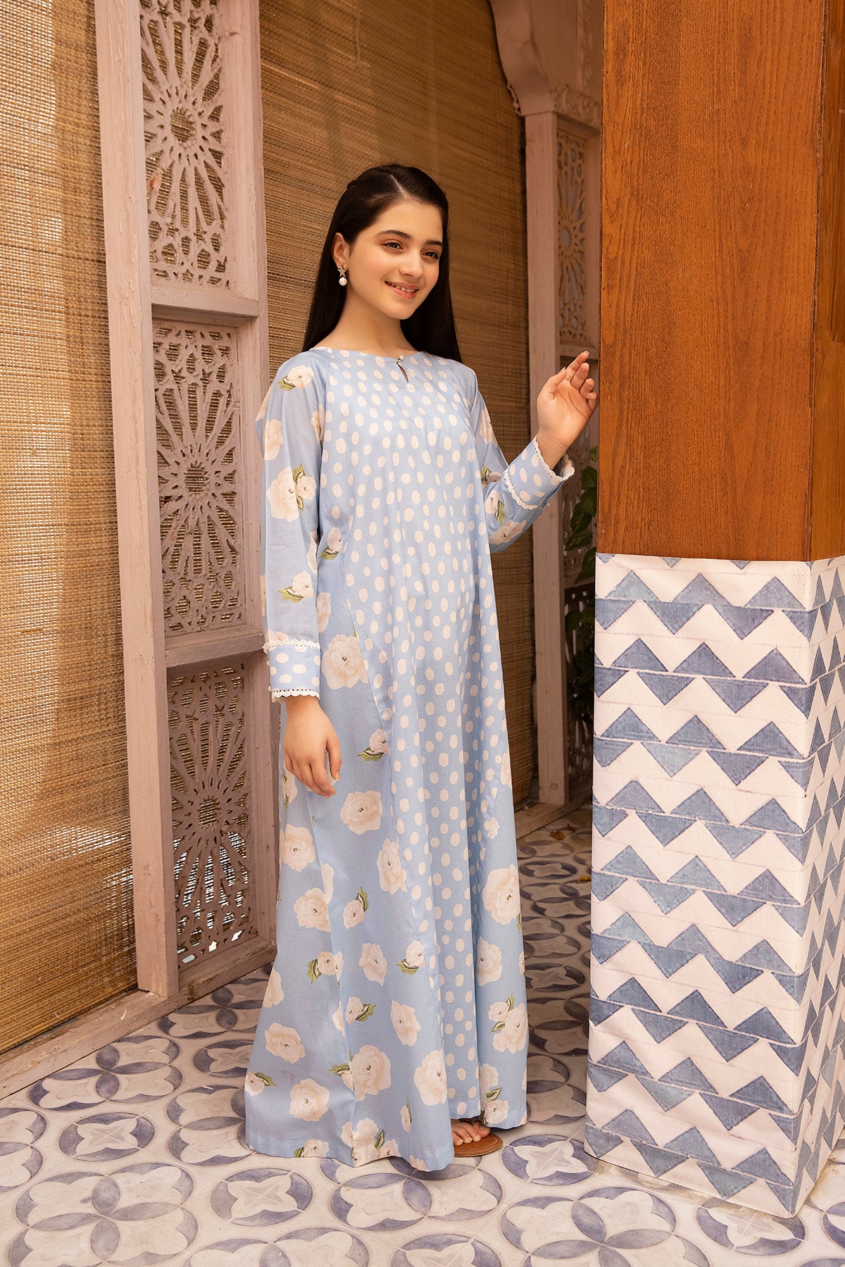 DS22-80- Printed Fustaan With Reglan Sleeves 1PC