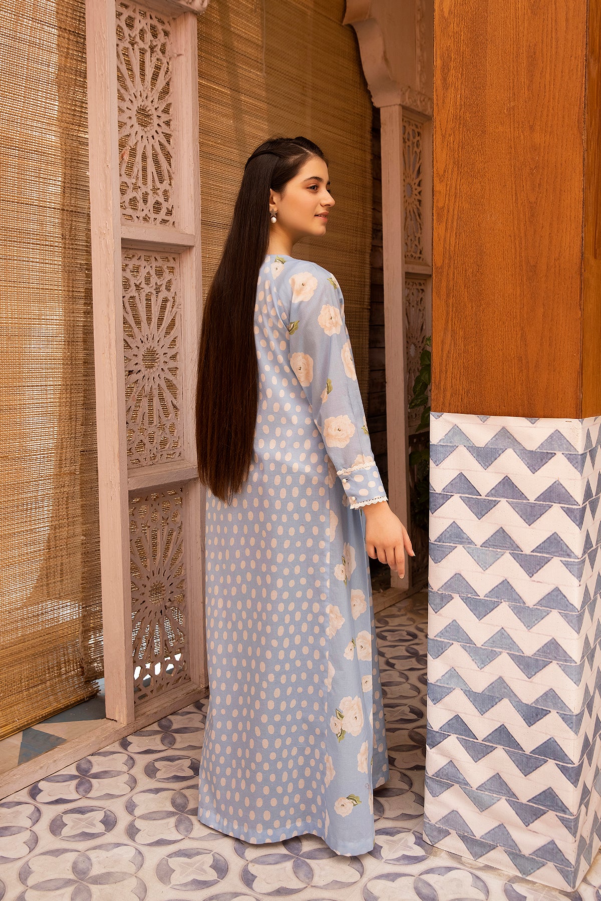 DS22-80- Printed Fustaan With Reglan Sleeves 1PC