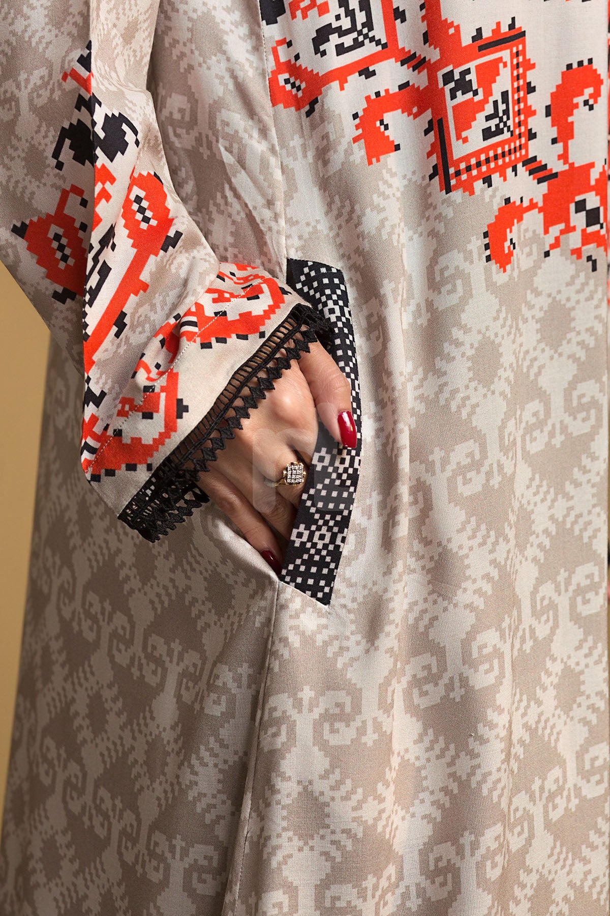 DW19-39 - Nishat Linen UAE