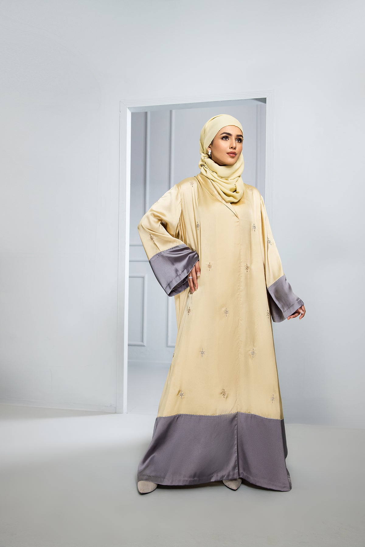 DW21-70-Embroidered Fustaan 1PC
