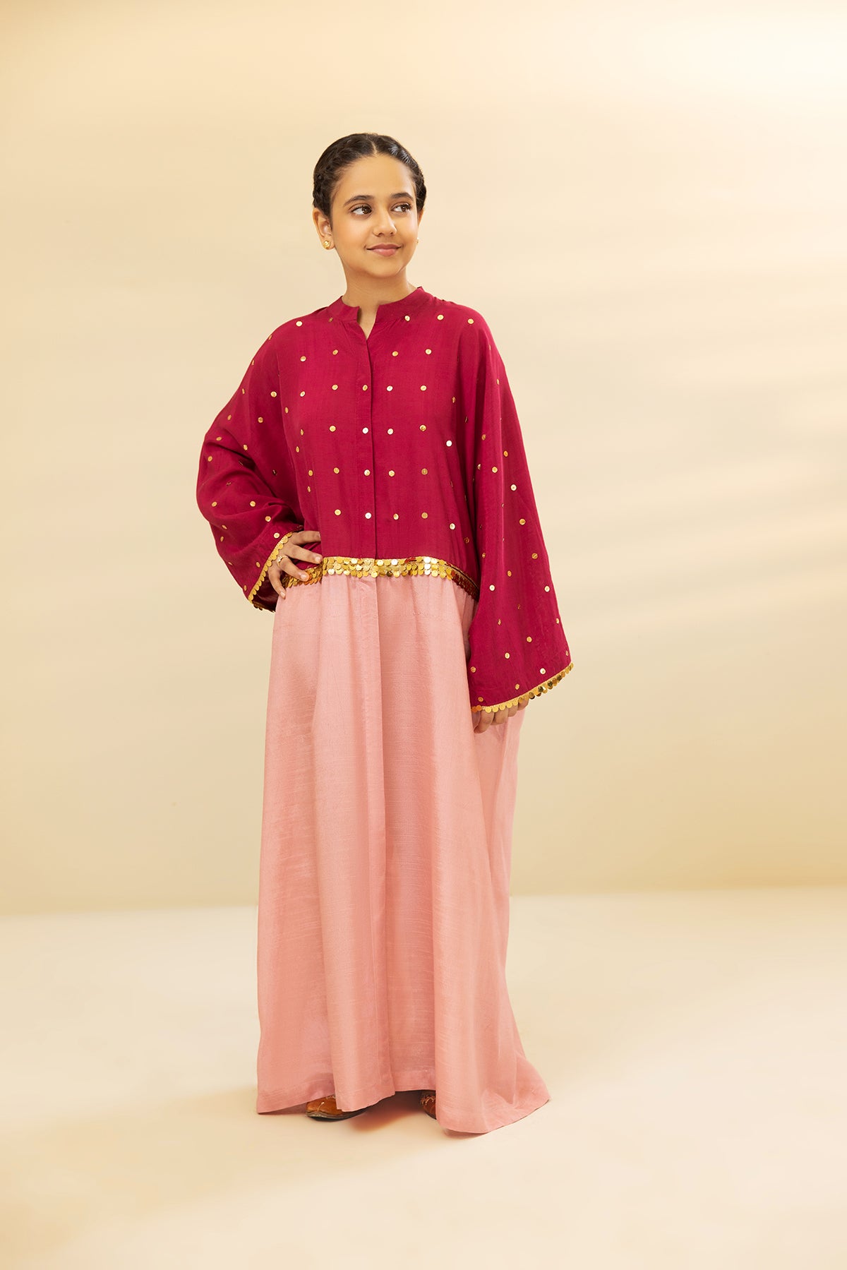 DW22-26-Band Neckline Embroidered Fustaan 1PC