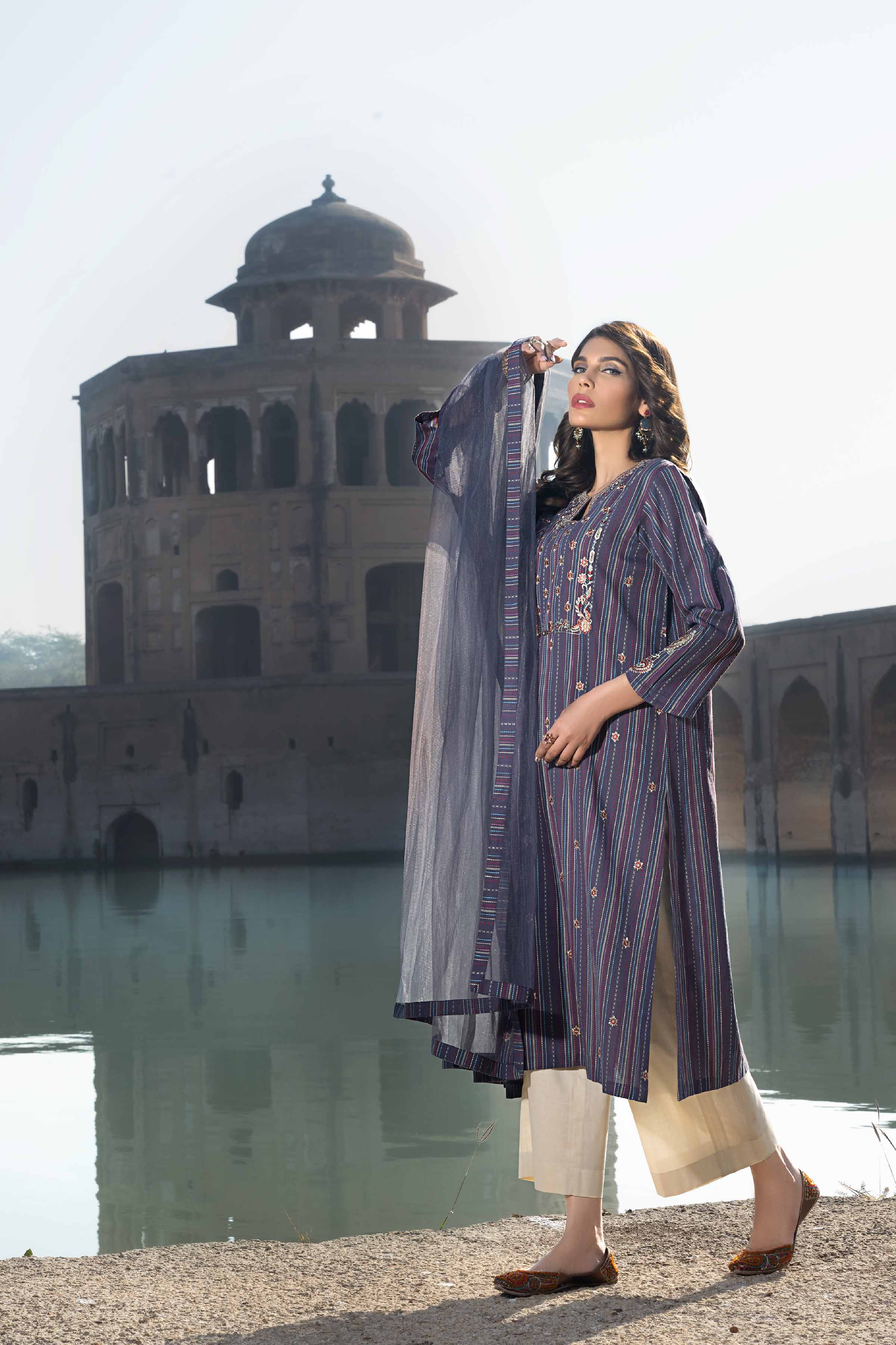 2 Piece - Embroidered Suit - KFS23-38