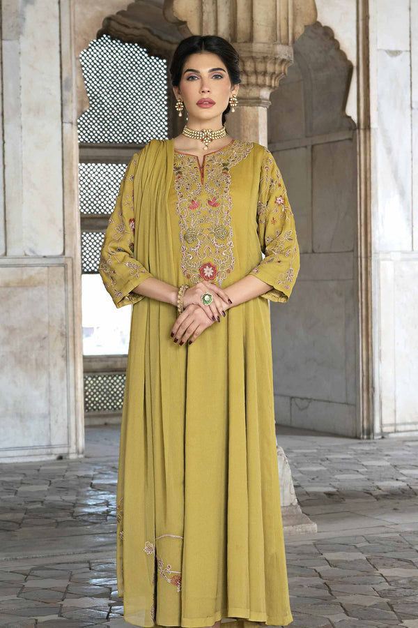 Pakistani formal dresses in uAE
