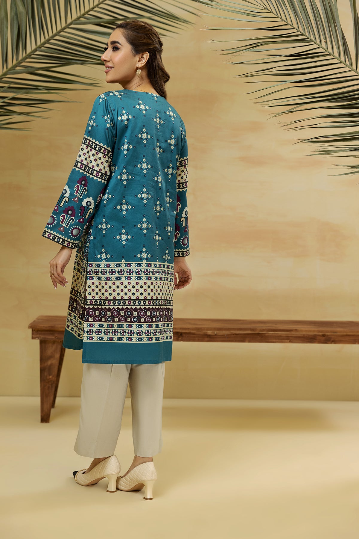 PDW22-17-Tassel Detailing Printed Shirt 1PC