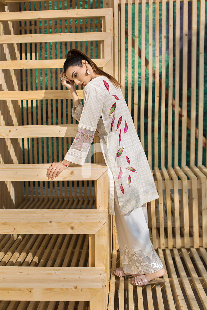 PS19-43 White Embroidered Stitched Shirt - 1PC - Nishat Linen UAE