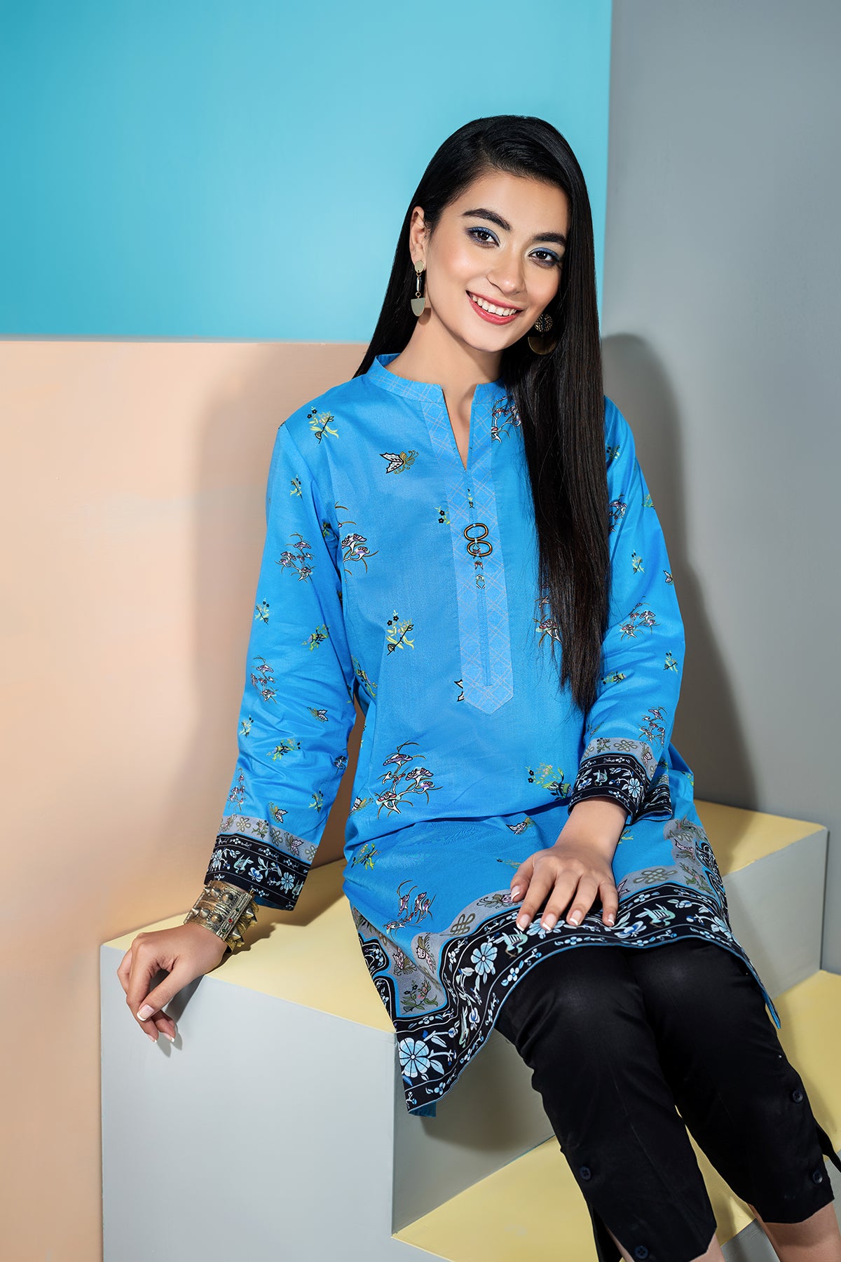 PS20-216-Button Detailing Classic Straight Shirt-1PC