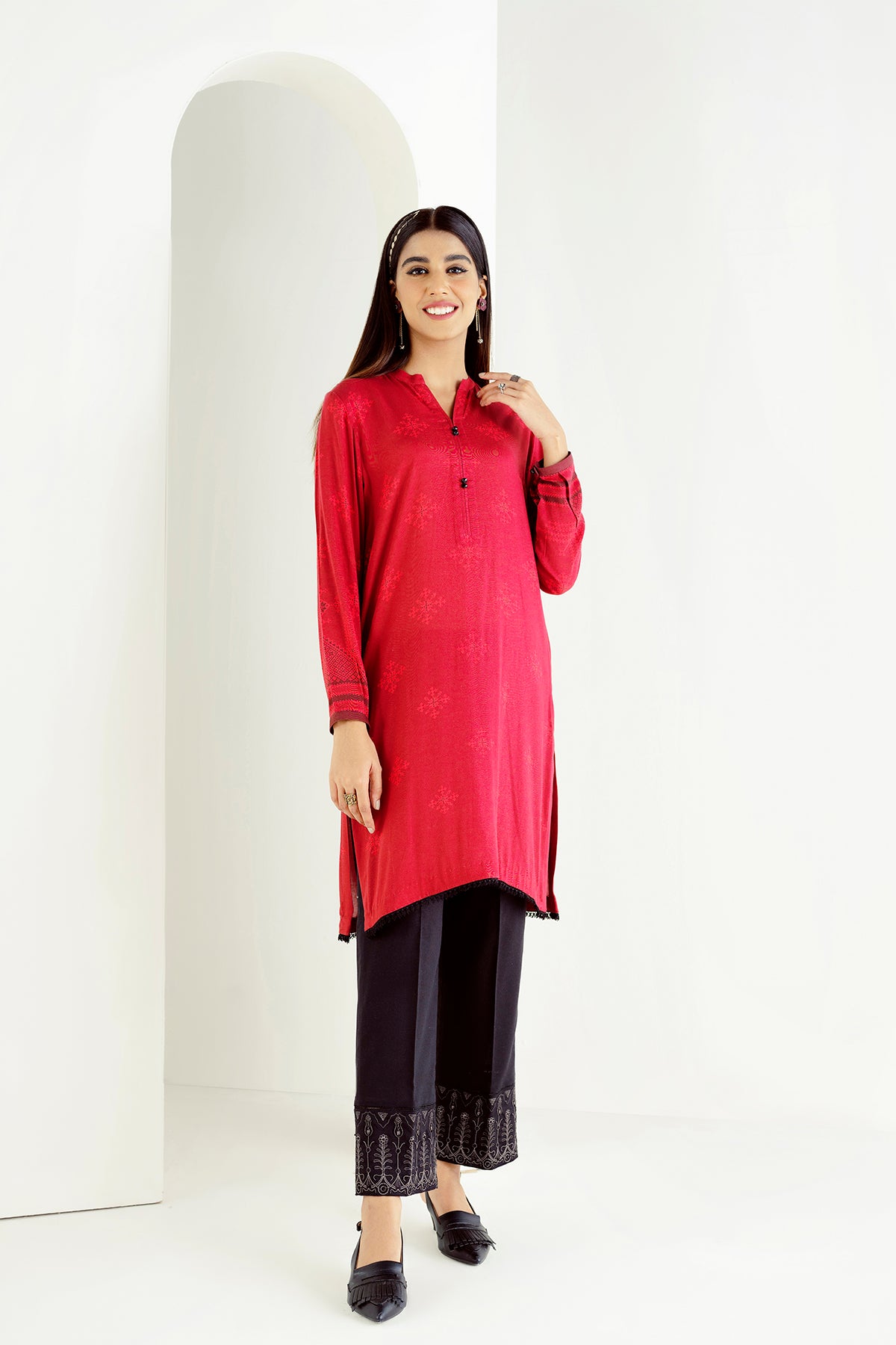 PW21-123-Motie Detailing Printed Shirt 1PC