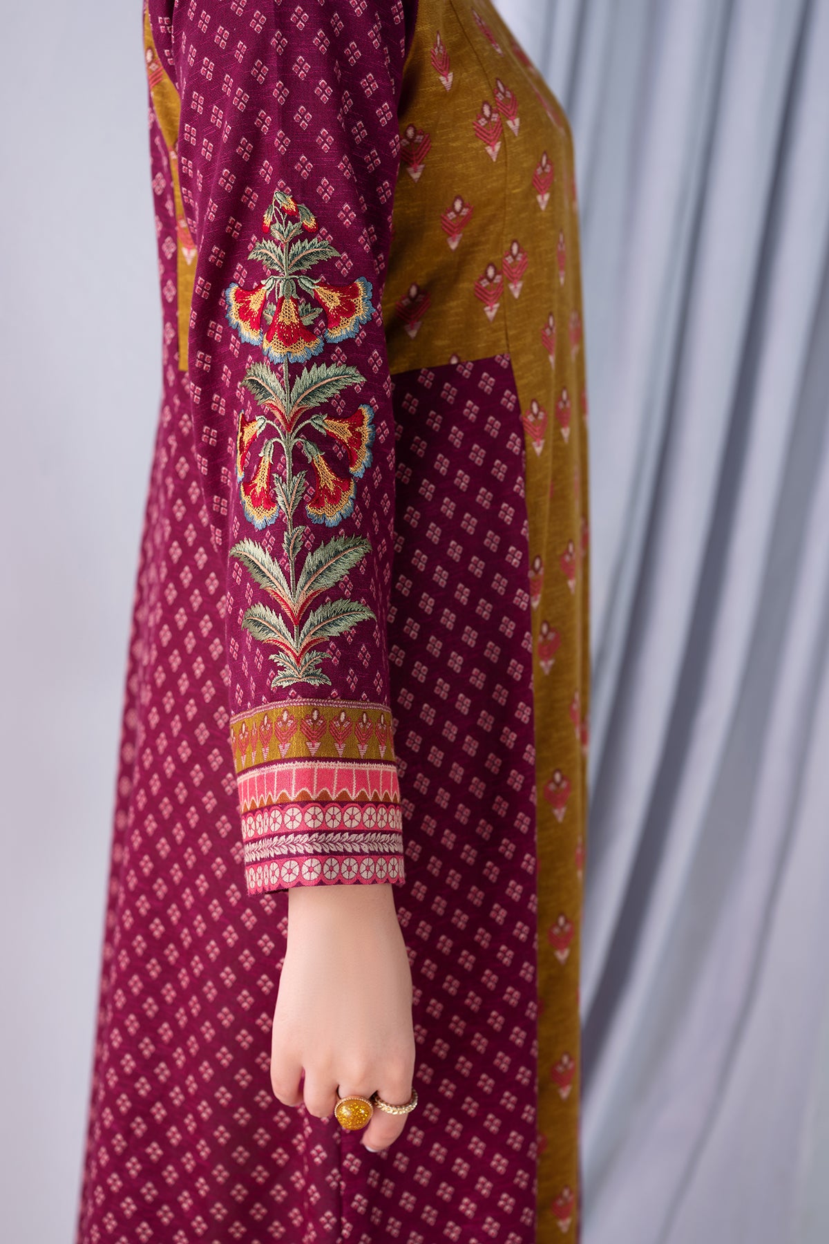PW21-172-Printed Embroidered 1PC