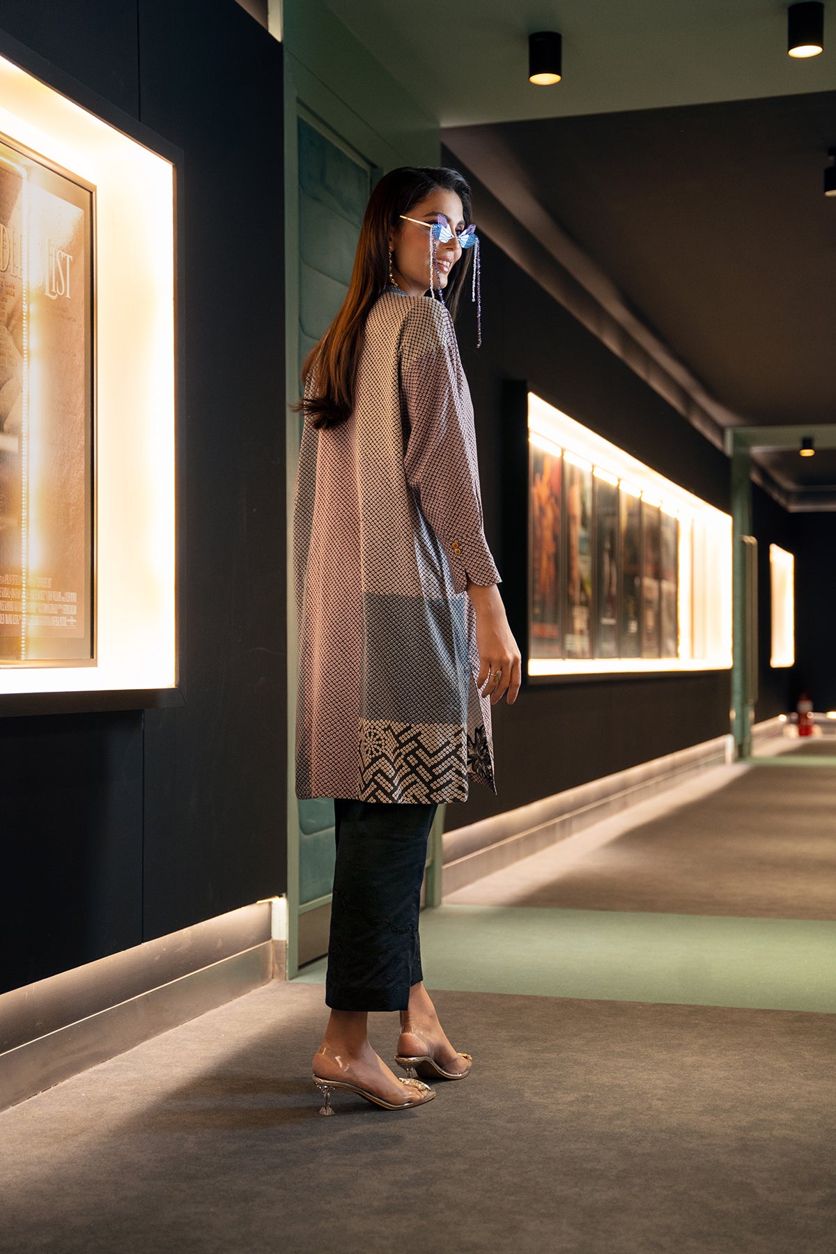 PW22-05-Printed Embroidered Loose Straight Shirt 1PC