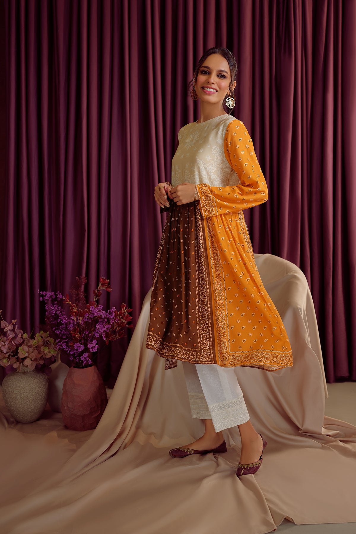 PW22-186-Pleat Detailing Printed Shirt 1PC