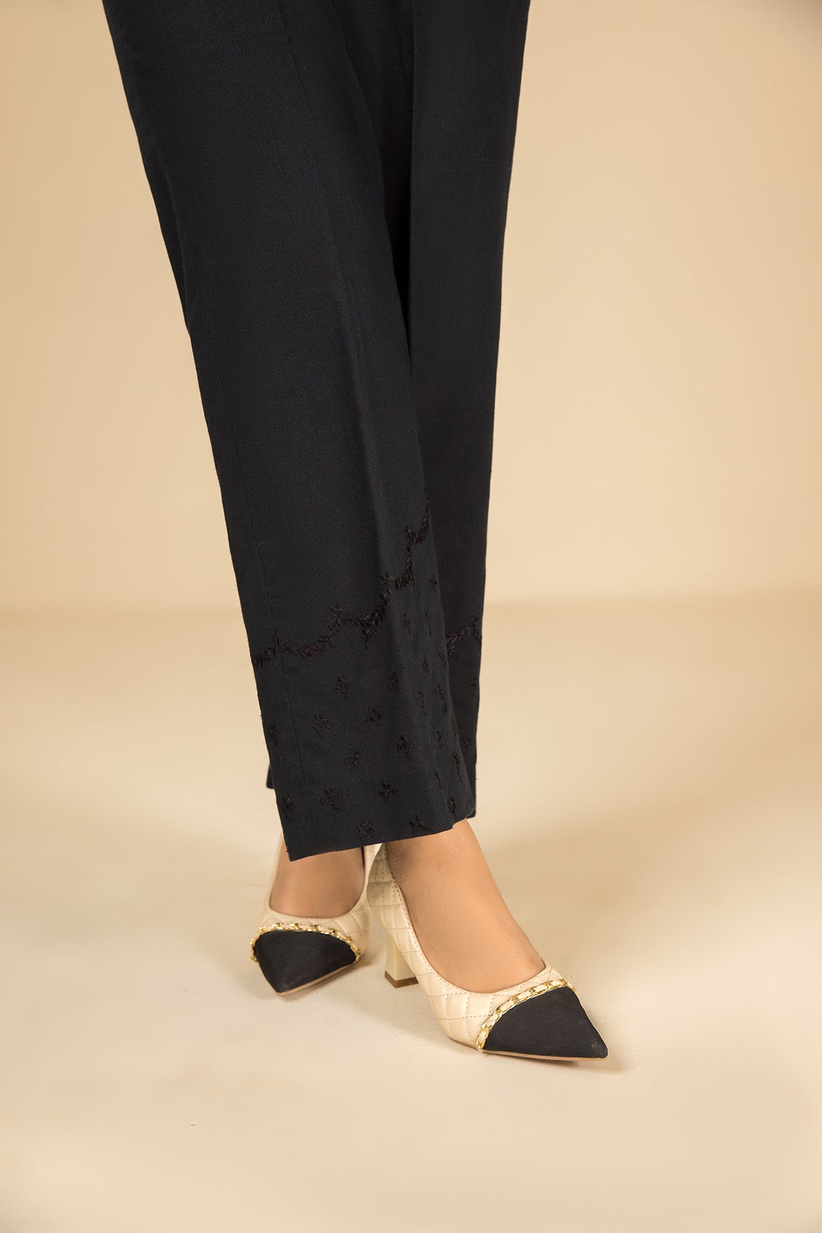 PW22-29-Embroidered Trousers