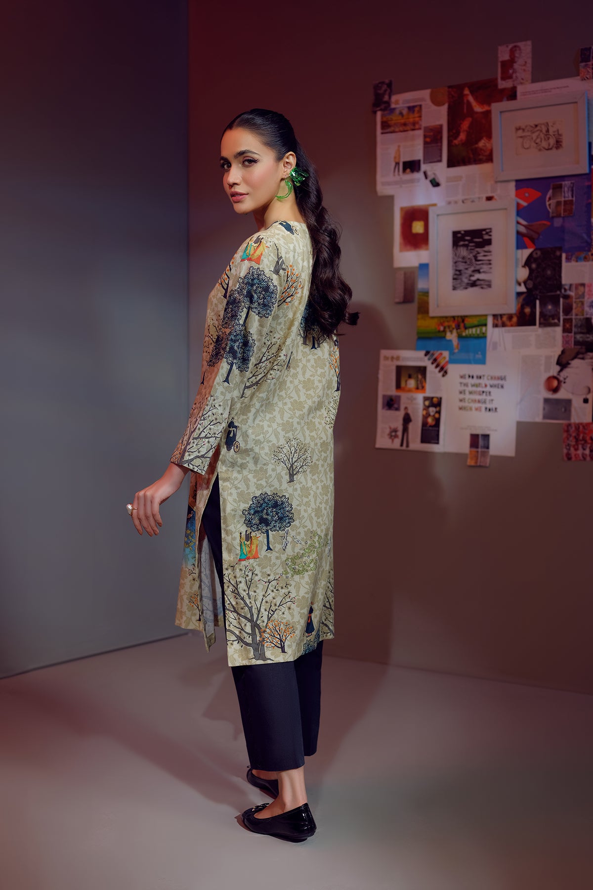 PW22-91-Round Neck Printed Shirt 1PC