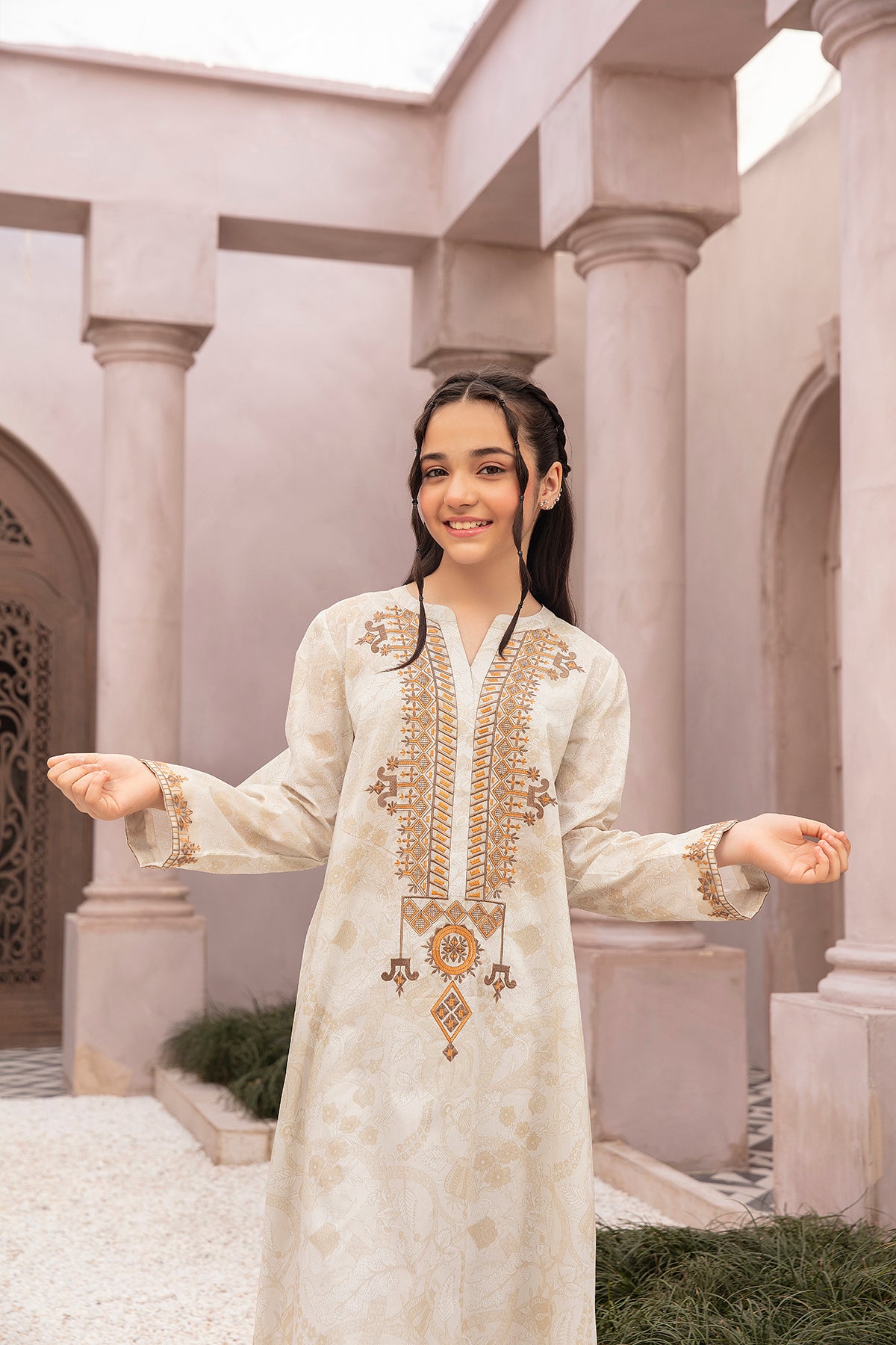 DE22-24-Organza Detailing Printed Embroidered Fustaan 1PC