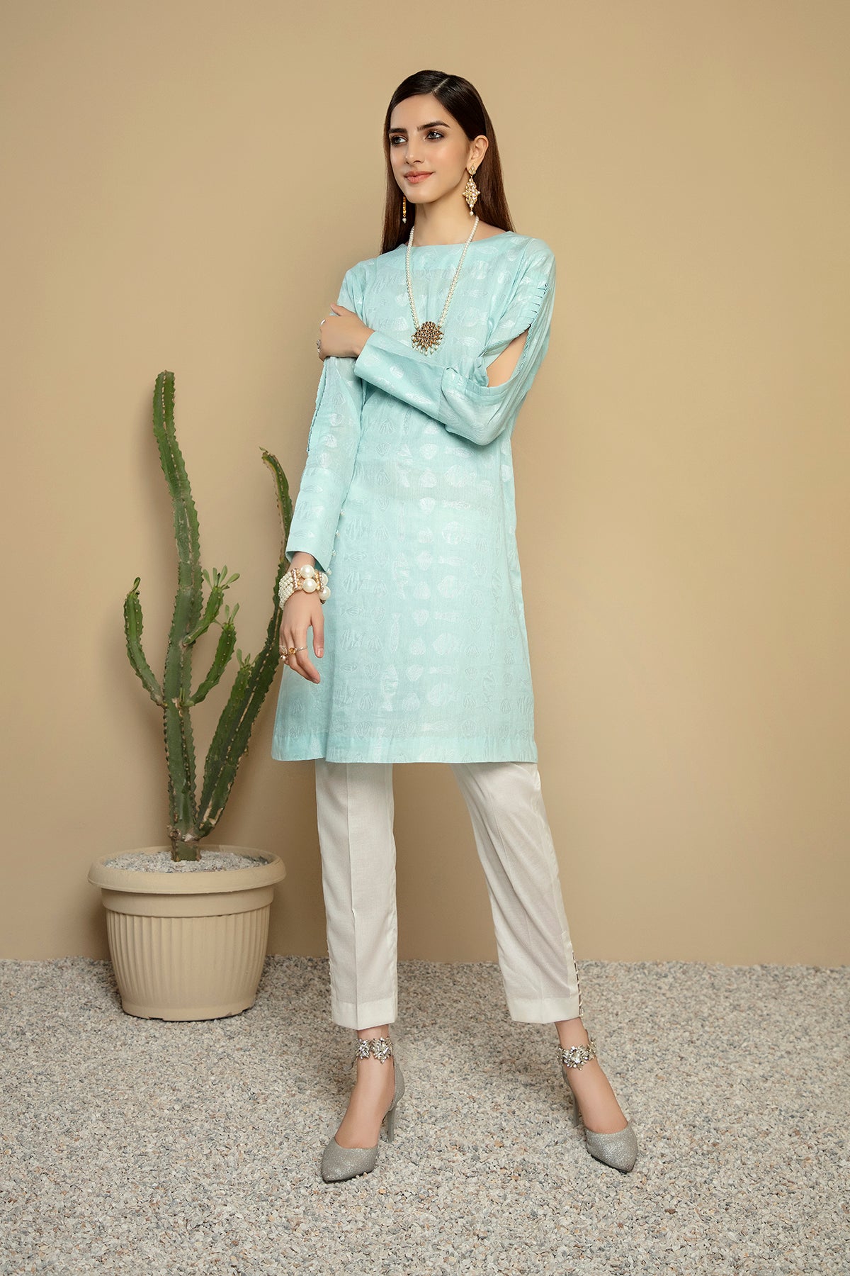 PS20-234-Cuffed Detailing Jacquard  Shirt-1PC