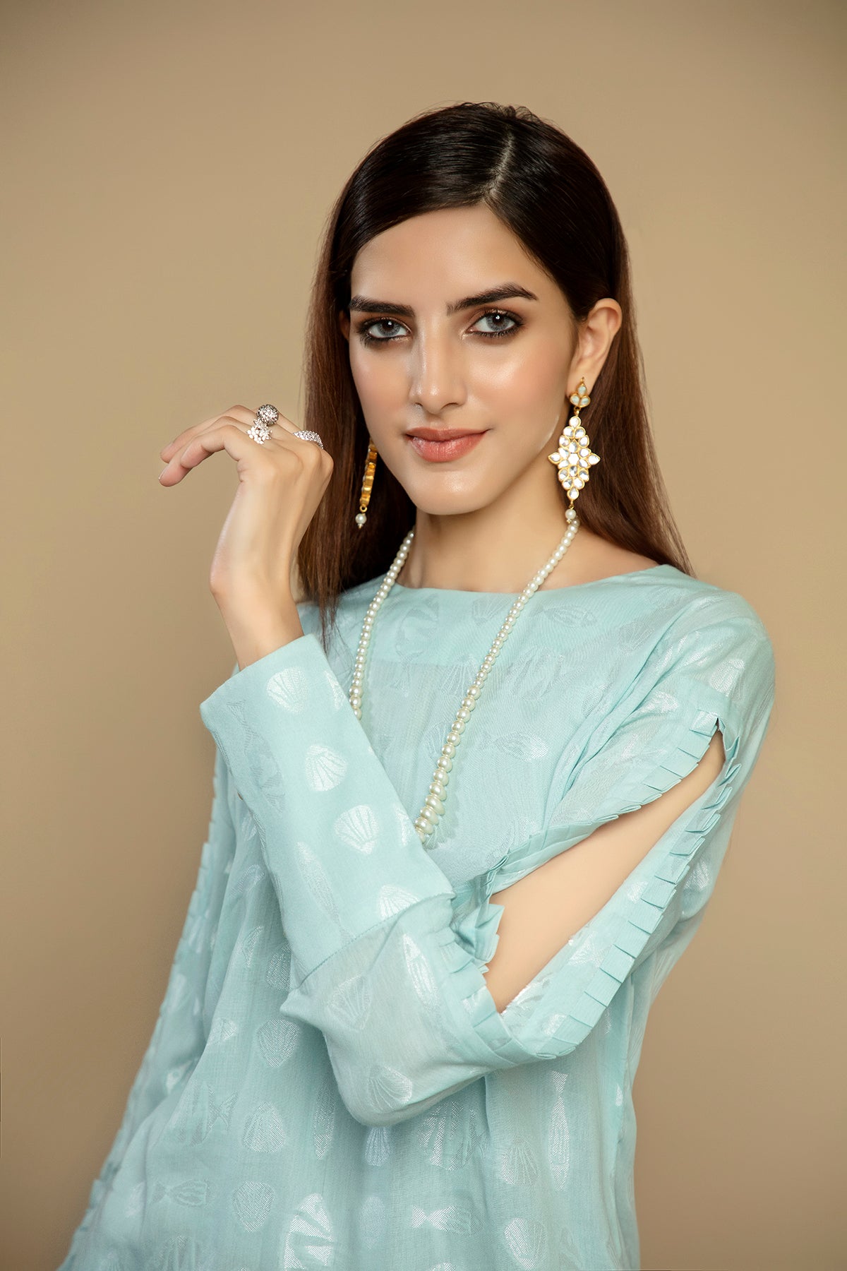 PS20-234-Cuffed Detailing Jacquard  Shirt-1PC